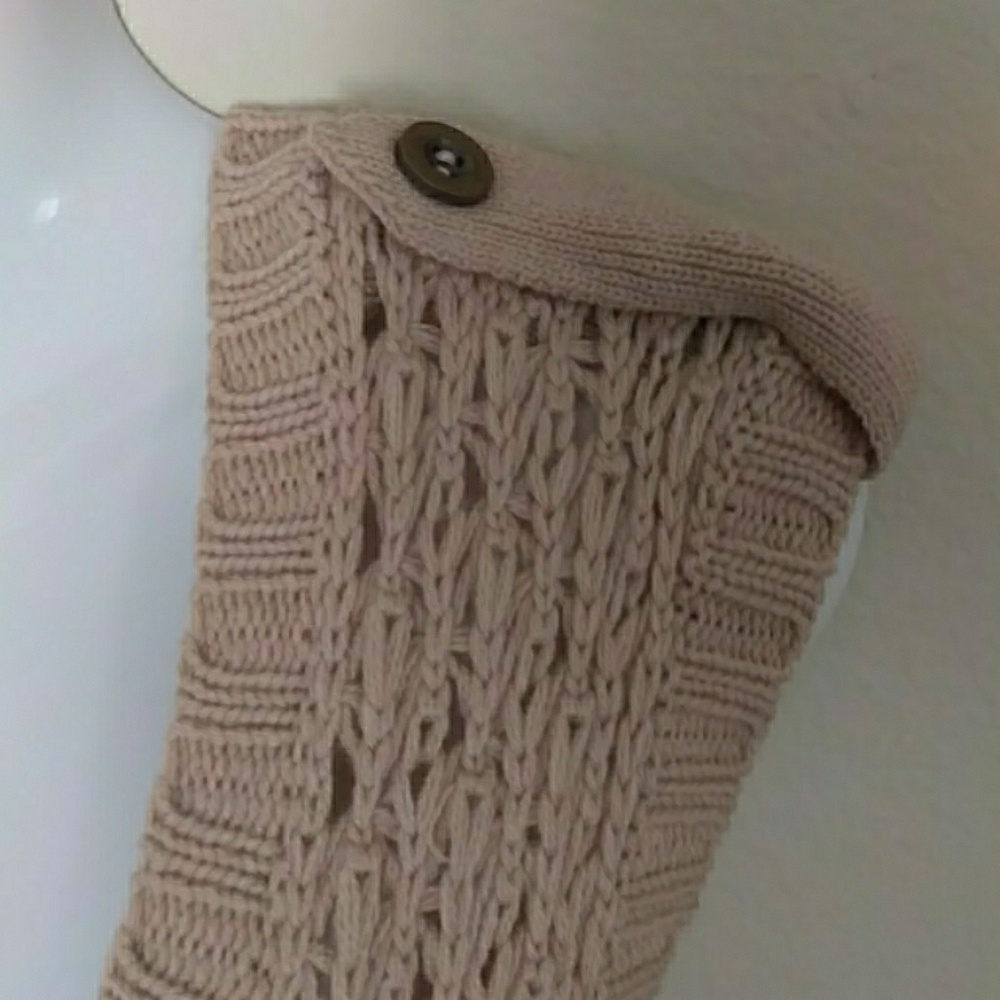 Mustard seed crochet style belted sleeveless top - Picture 7 of 8